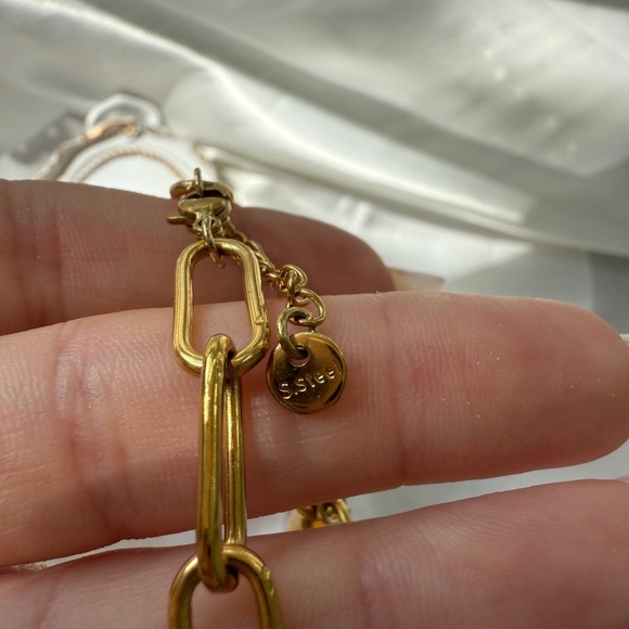 Gold Summer adjustable Gold and White Shell Charm Bracelet - Picture 10 of 13